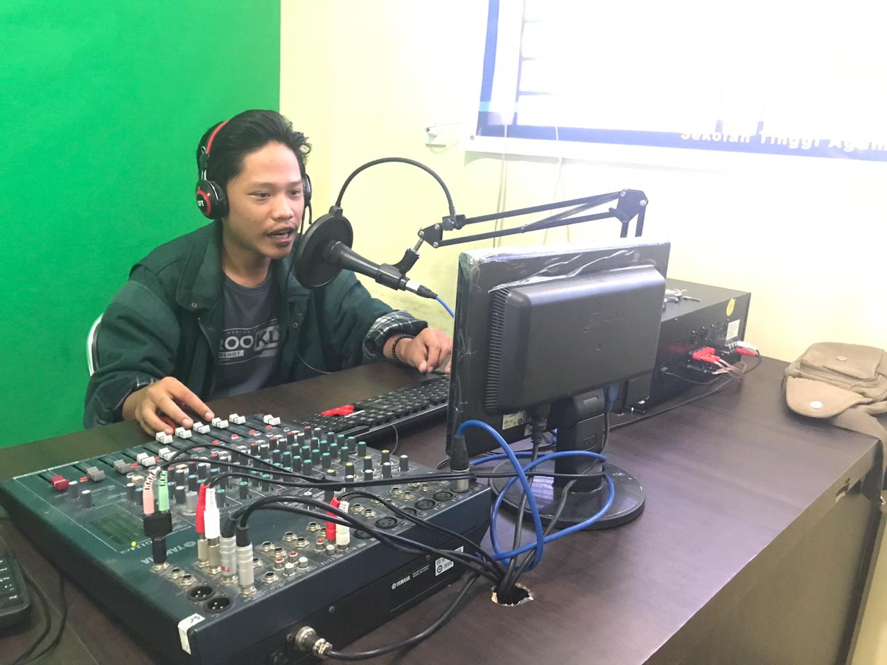 RADIO KAMPUS MELAYU STAIN BENGKALIS OPEN RECRUITMENT CREW PART 2 RADIO KAMPUS MELAYU STAIN BENGKALIS OPEN RECRUITMENT CREW PART 2