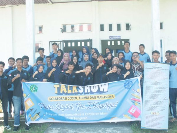 Kolaborasi Dosen, Mahasiswa dan Almuni, Prodi KPI Taja Talkshow Pintar Digital Gen Z Terpelajar Kolaborasi Dosen, Mahasiswa dan Almuni, Prodi KPI Taja Talkshow Pintar Digital Gen Z Terpelajar