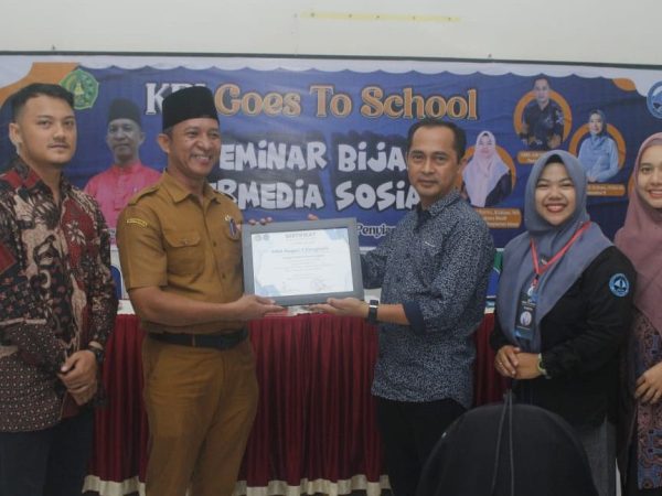 KPI Goes to School, Seminar Bijak Bermedia Sosial di SMAN 4 Bengkalis