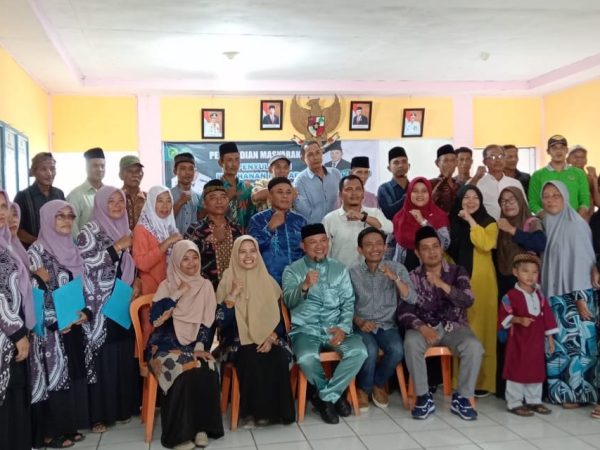 Pengabdian Masyarakat di Desa Bandul, Jurusan Dakwah dan Komunikasi Islam Gelar Penyuluhan Ketahanan Keluarga Pengabdian Masyarakat di Desa Bandul, Jurusan Dakwah dan Komunikasi Islam Gelar Penyuluhan Ketahanan Keluarga